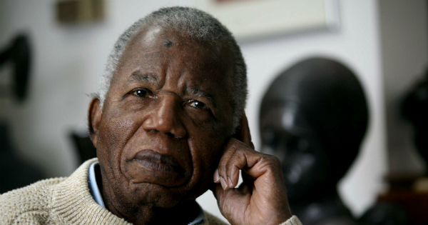 Chinua Achebe : Le chantre de l'Afrique
